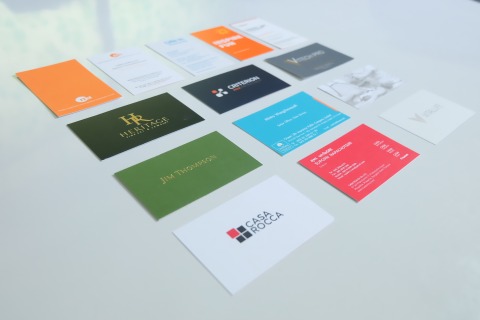 รับพิมพ์นามบัตรนามแบบ